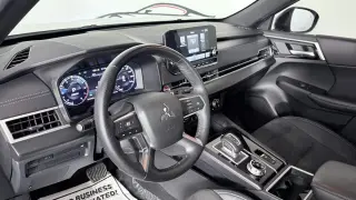 Mitsubishi Outlander 2023