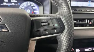 Mitsubishi Outlander 2023