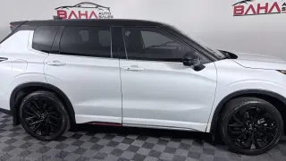Mitsubishi Outlander 2023