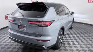 Mitsubishi Outlander 2025