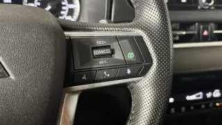 Mitsubishi Outlander 2025