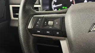 Mitsubishi Outlander 2025