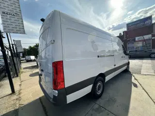 Mercedes-Benz Sprinter Furgoneta de Carga 2022