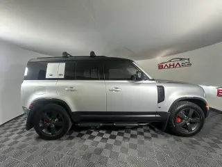 Land Rover Defender 2020