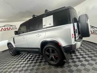 Land Rover Defender 2020