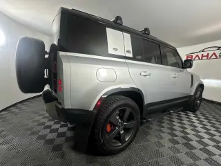 Land Rover Defender 2020