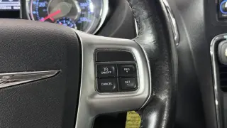 Chrysler Town & Country 2012