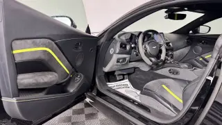2022 Aston Martin Vantage