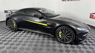 2022 Aston Martin Vantage