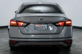 2020 Nissan Altima