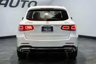 2022 Mercedes-Benz GLC 300