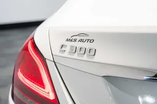 2021 Mercedes-Benz C 300
