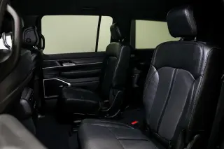 2024 Jeep Wagoneer L