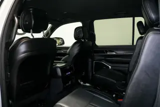 2024 Jeep Wagoneer L