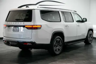 2024 Jeep Wagoneer L