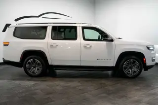 2024 Jeep Wagoneer L