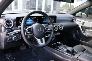 2021 Mercedes-Benz A 220