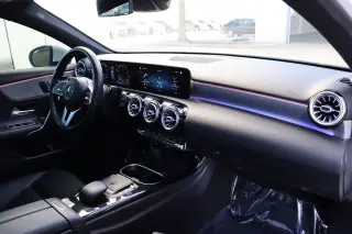 2021 Mercedes-Benz A 220