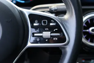 2021 Mercedes-Benz A 220