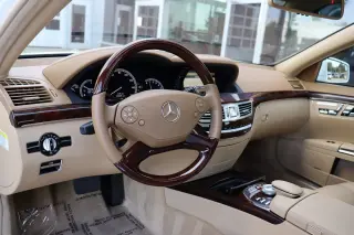 2012 Mercedes-Benz S 550