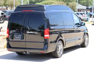 2017 Mercedes-Benz Metris Passenger Van