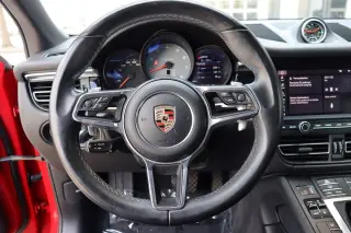 2020 Porsche Macan