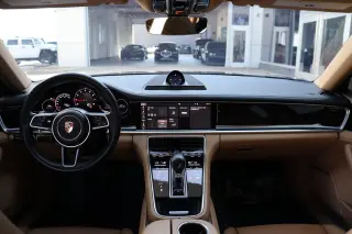 2018 Porsche Panamera