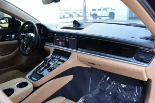 2018 Porsche Panamera