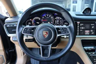 2018 Porsche Panamera