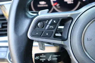 2018 Porsche Panamera