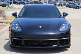 2018 Porsche Panamera