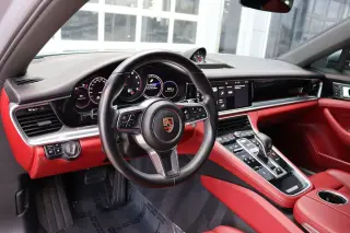 2018 Porsche Panamera
