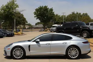 2018 Porsche Panamera