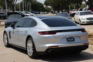 2018 Porsche Panamera