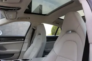 2017 Porsche Panamera