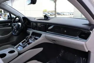2017 Porsche Panamera