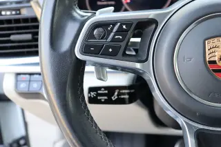 2017 Porsche Panamera