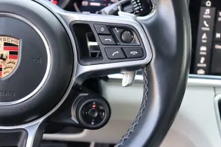 2017 Porsche Panamera