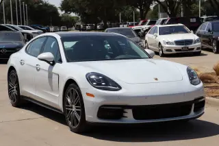 2017 Porsche Panamera