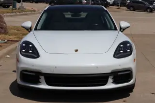 2017 Porsche Panamera