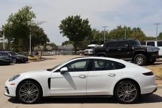 2017 Porsche Panamera