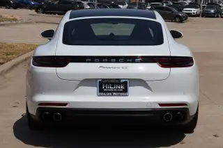 2017 Porsche Panamera
