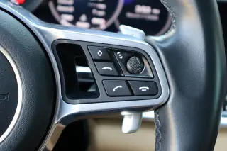2017 Porsche Panamera