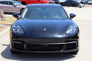 2017 Porsche Panamera