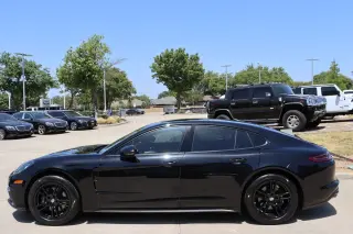 2017 Porsche Panamera
