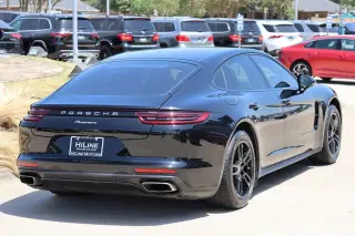 2017 Porsche Panamera
