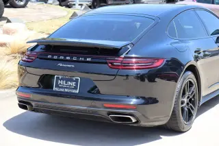 2017 Porsche Panamera