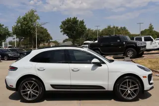 2023 Porsche Macan