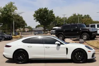 2019 Porsche Panamera