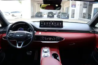 2025 Genesis GV70